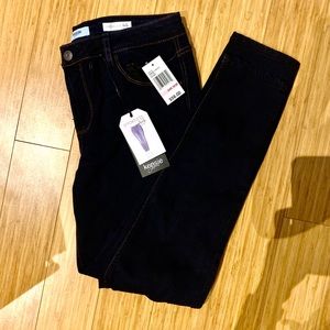 NWT Kensi Jeans rich rinse effortless ankle size10